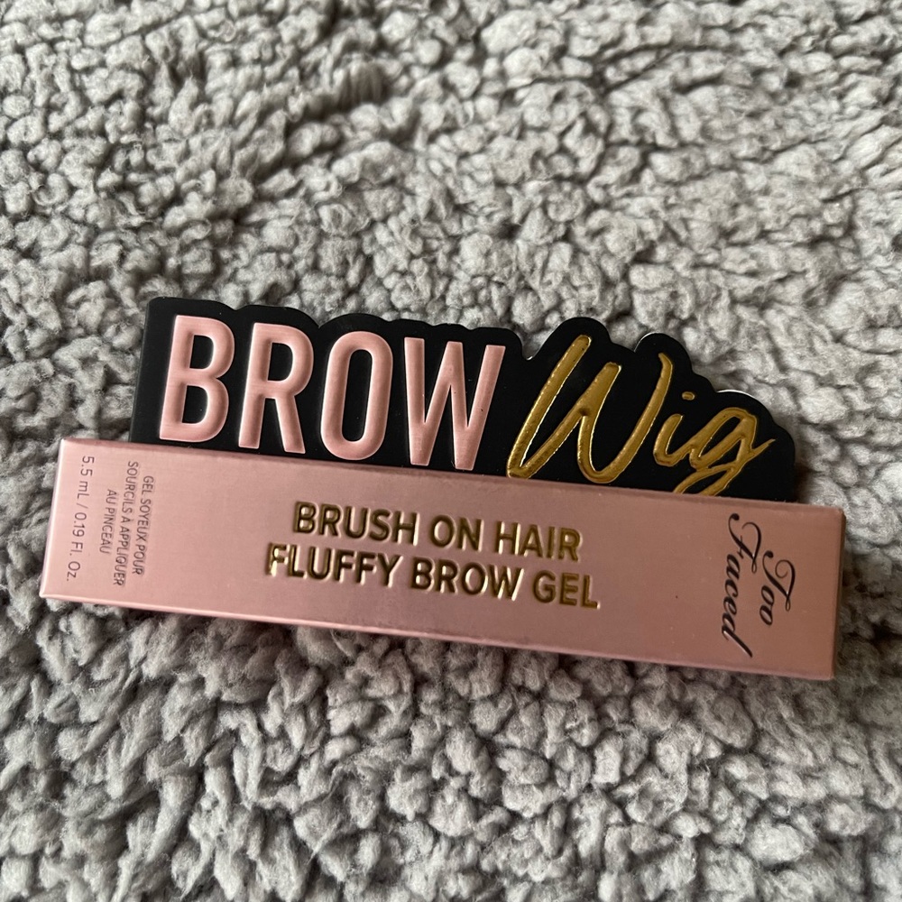 Brow Wig taupe new in box